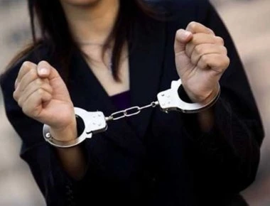 Γλυφάδα: Απίθανη απάτη από γυναίκα - Υποσχόταν δουλειά σε πρεσβείες κάνοντας... μπάζα 280.000 ευρώ